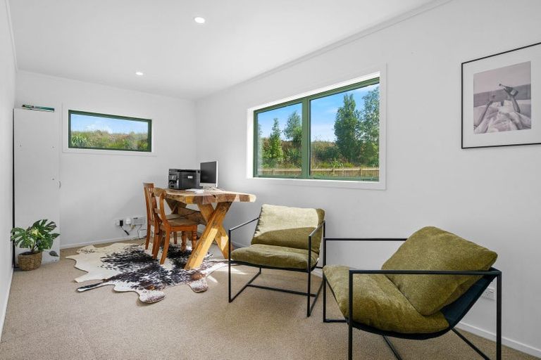 Photo of property in 36 Silverwood Lane, Leamington, Cambridge, 3495