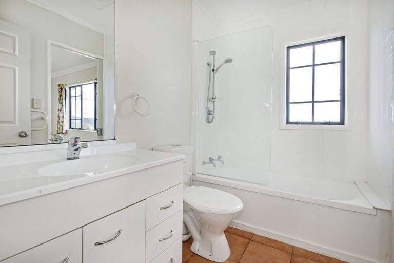 Photo of property in 16 Pebble Beach Boulevard, Te Kamo, Whangarei, 0112