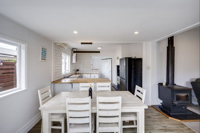 Photo of property in 6 Forward Street, Greenmeadows, Napier, 4112