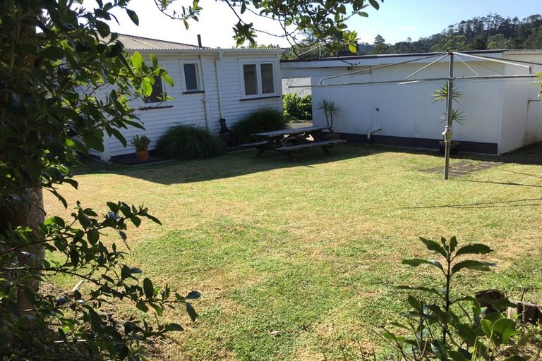 Photo of property in 3 Church Street, Swanson, Auckland, 0612