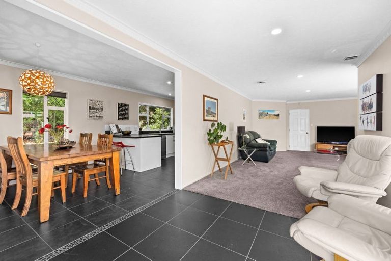 Photo of property in 11a Toop Street, Havelock North, 4130