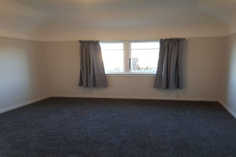 Photo of property in 74 Stobo Street, Grasmere, Invercargill, 9810