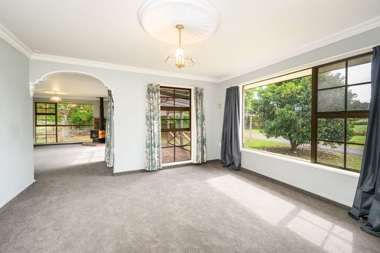 Photo of property in 83 Oroua Road, Kairanga, Palmerston North, 4475
