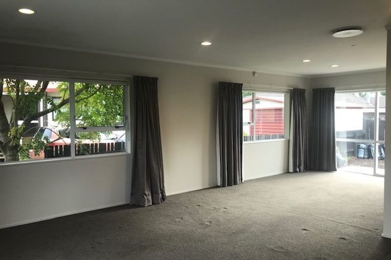 Photo of property in 3 Alpha Street, Papakura, 2110
