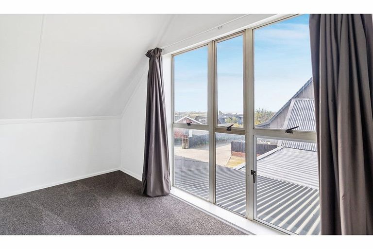 Photo of property in 28a Dampier Street, Oceanview, Timaru, 7910
