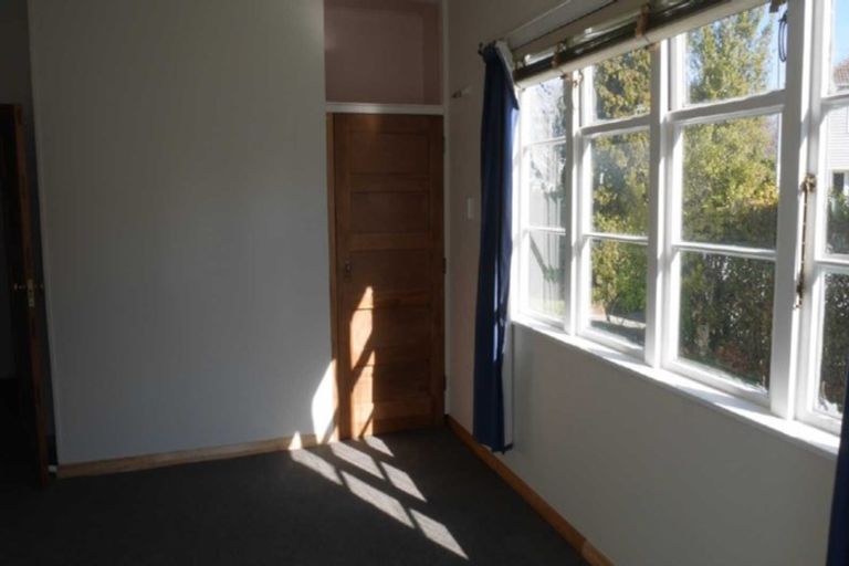 Photo of property in 4 Tara Street, Riccarton, Christchurch, 8041