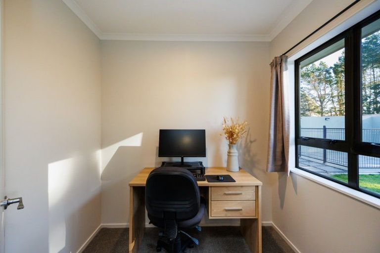 Photo of property in 408 Aranui Road, Kairanga, Palmerston North, 4475