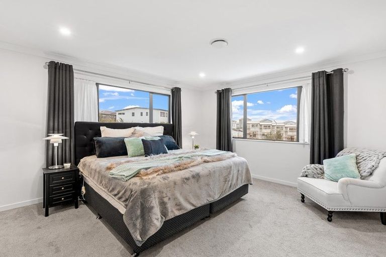 Photo of property in 25 Lime Hill Rise, Flat Bush, Auckland, 2019