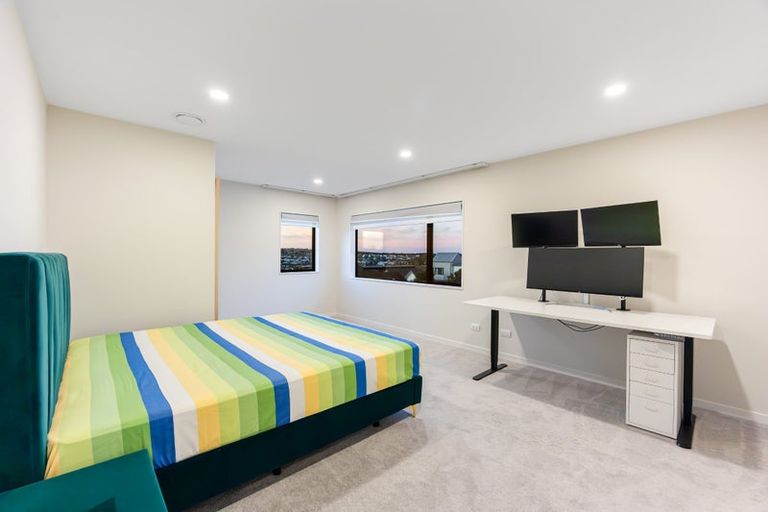 Photo of property in 6 Turutu Place, Long Bay, Auckland, 0630