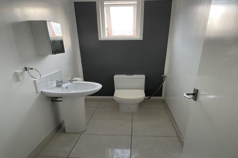 Photo of property in 20a Steyne Avenue, Plimmerton, Porirua, 5026