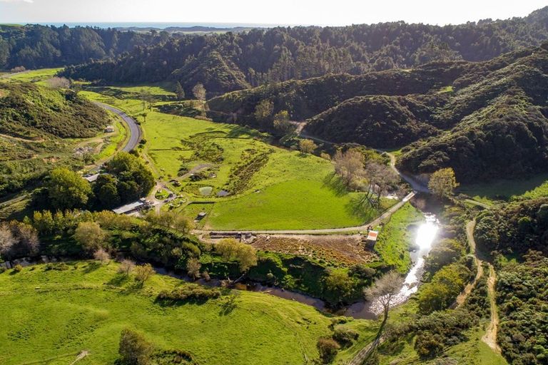 Photo of property in 1177 Mokau Road, Mimi, Urenui, 4379