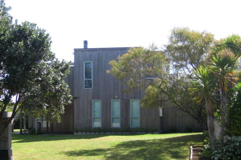 Photo of property in 15 Papaunahi Road, Bowentown, Waihi Beach, 3177