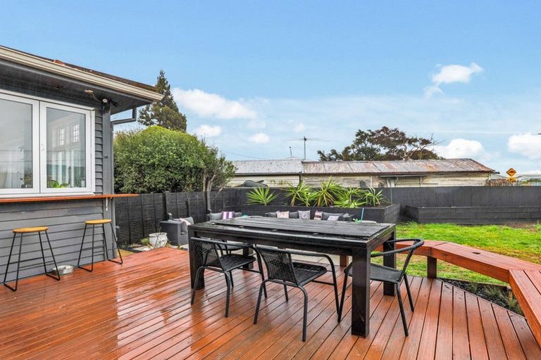 Photo of property in 186 Stapletons Road, Richmond, Christchurch, 8013