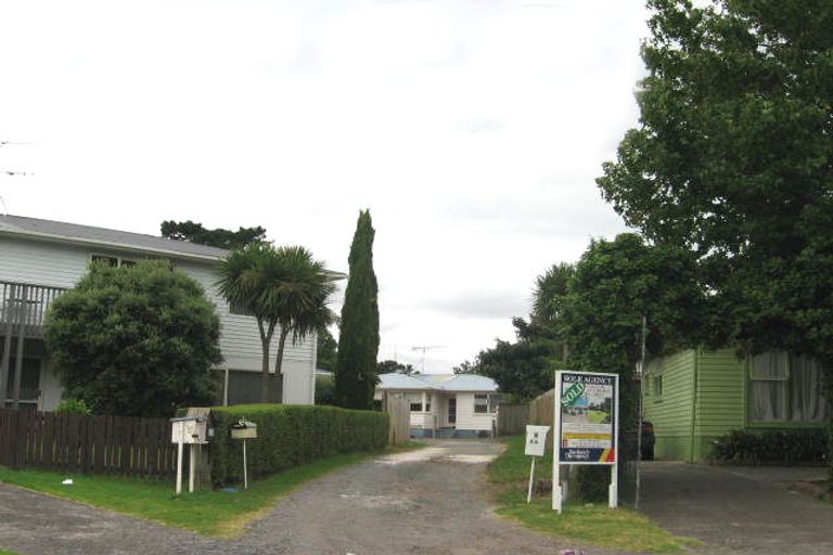 Photo of property in 11 Ivy Place, Birkdale, Auckland, 0626