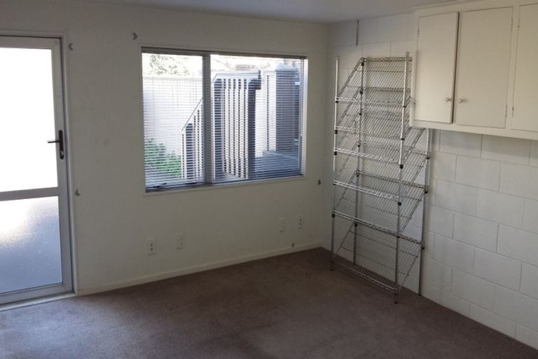 Photo of property in 688 Main North Road, Belfast, Christchurch, 8051