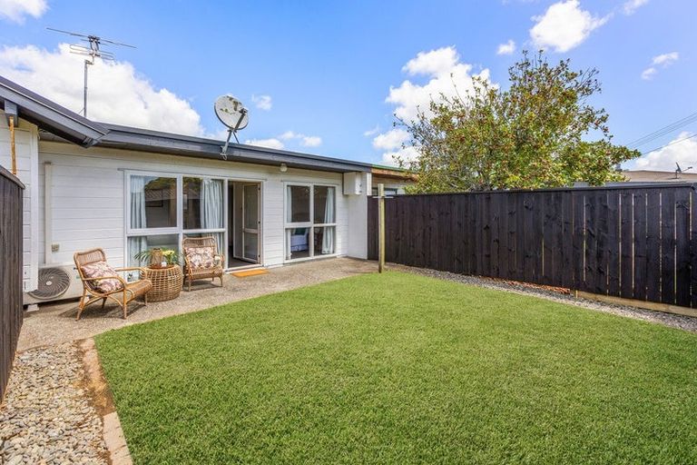 Photo of property in 14a Woodleigh Street, Frankleigh Park, New Plymouth, 4310