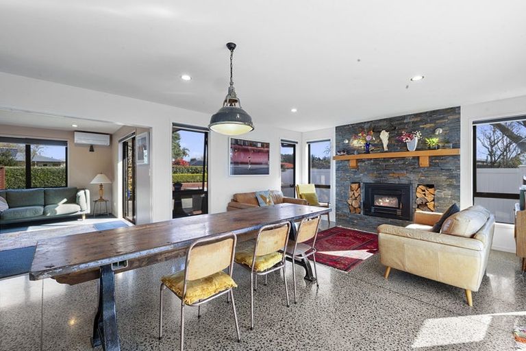 Photo of property in 533 Manutahi Road, Lepperton, New Plymouth, 4373