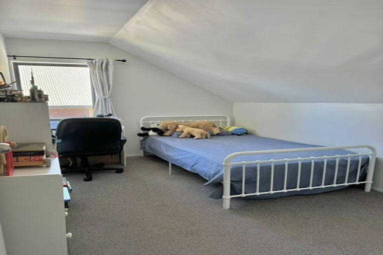 Photo of property in 12/37 Fields Parade, Oteha, Auckland, 0632