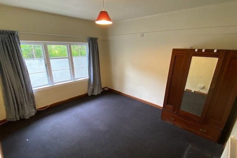 Photo of property in San Marino Apartments, 2/4 Oak Park Avenue, Te Aro, Wellington, 6011