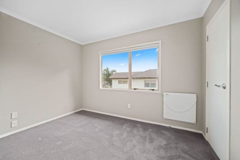 Photo of property in 34 Kristin Lane, Albany, Auckland, 0632