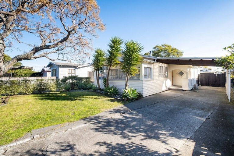 Photo of property in 4 Stopford Street, Marewa, Napier, 4110