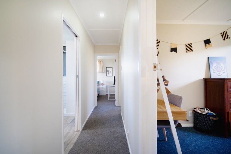 Photo of property in 11 Mcdonald Street, Brockville, Dunedin, 9011