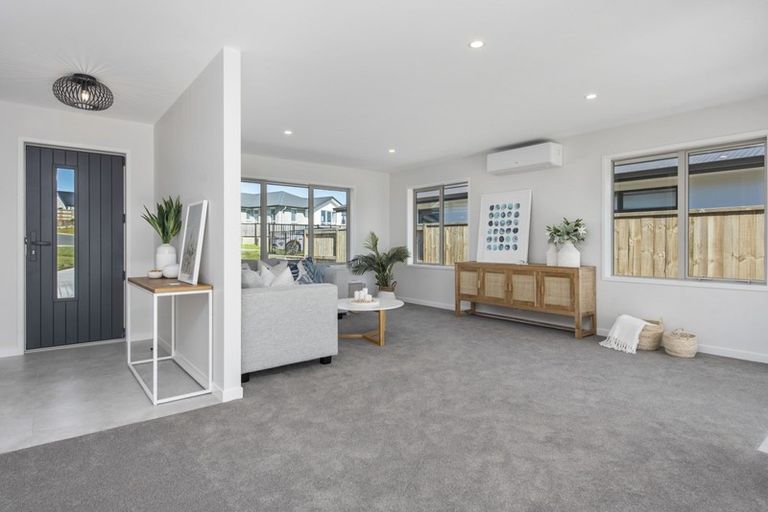 Photo of property in 53 Ruba Way, Ohauiti, Tauranga, 3112