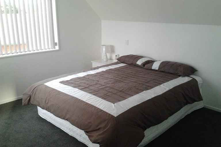 Photo of property in 70d Elizabeth Street, Riccarton, Christchurch, 8041