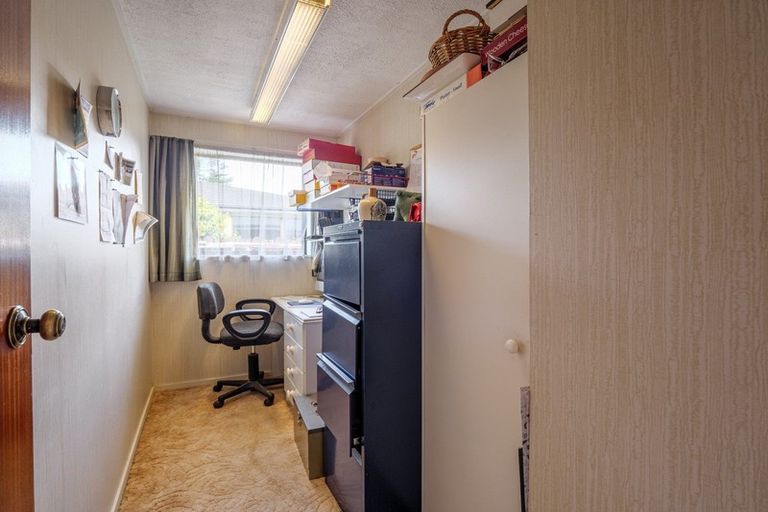 Photo of property in 74 Mackenzie Street, Winton, 9720