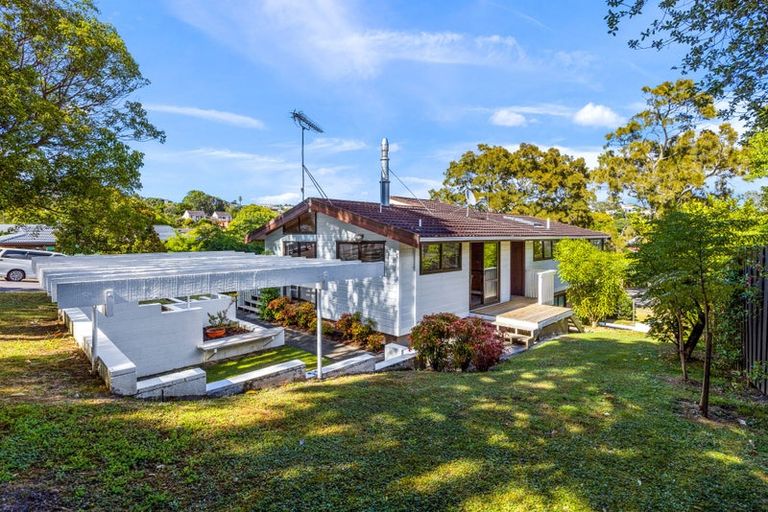 Photo of property in 2 Morlie Place, Torbay, Auckland, 0630