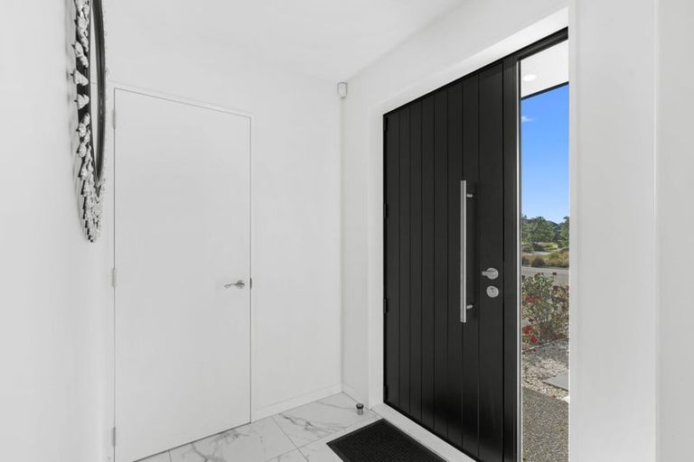 Photo of property in 16 Lomu Way, Rolleston, 7615