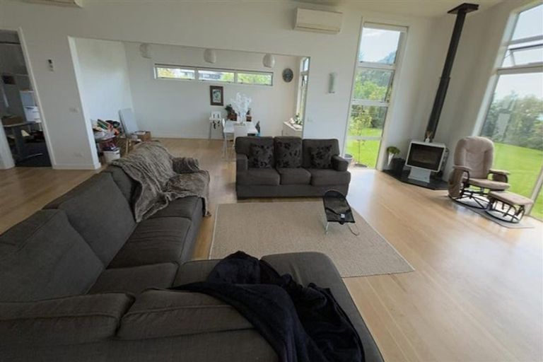 Photo of property in 154 Waitoetoe Road, Mimi, Urenui, 4377