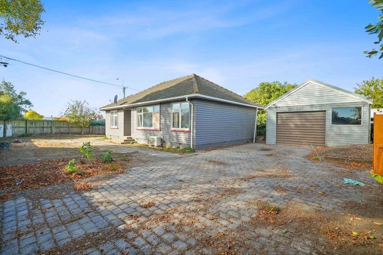 Photo of property in 141 Langdons Road, Northcote, Christchurch, 8052