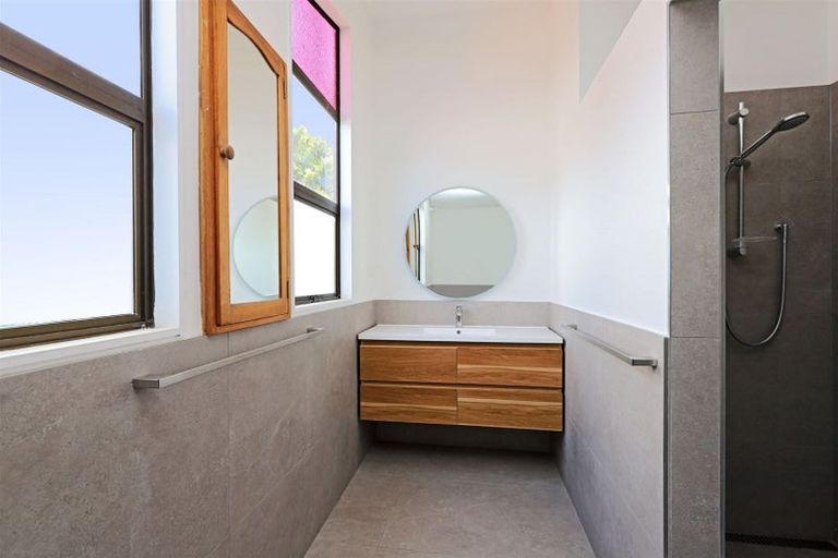 Photo of property in 66 Gillies Crescent, Waimarama, Havelock North, 4294