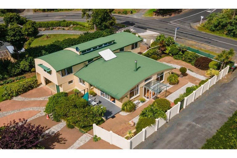 Photo of property in 89 Hone Heke Road, Kerikeri, 0230