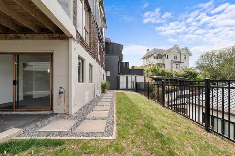 Photo of property in 3/63a Norwood Road, Bayswater, Auckland, 0622