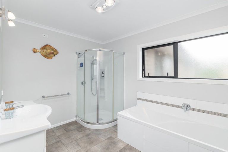 Photo of property in 99 Raleigh Street, Brixton, Waitara, 4382