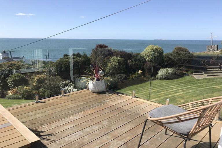 Photo of property in 16 Ward Parade, Bluff, 9814