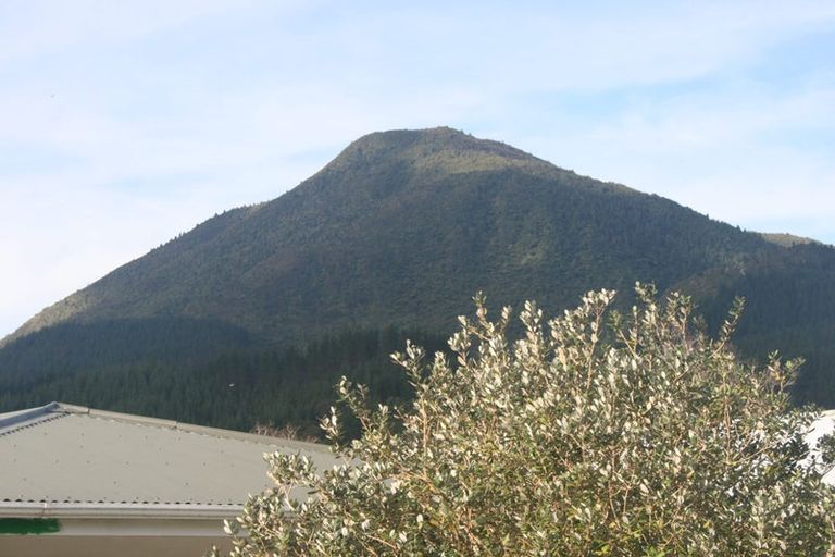 Photo of property in 55 Holyoake Crescent, Kawerau, 3127