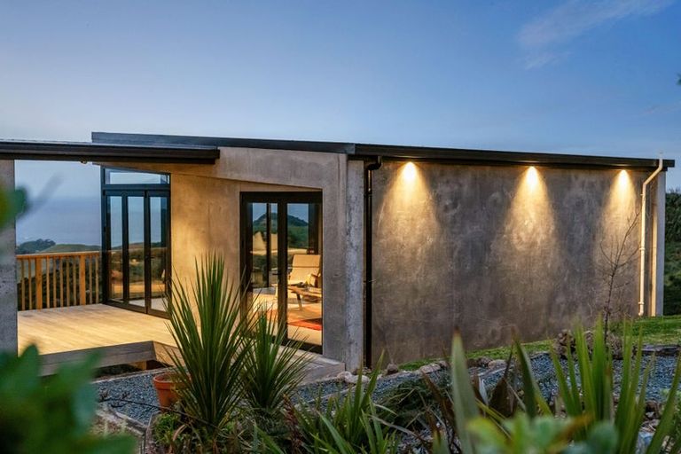 Photo of property in 49 Sandy Bay Farms Road, Matapouri, Whangarei, 0173