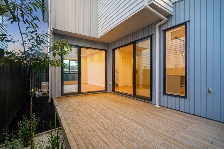 Photo of property in 24a Killarney Avenue, Torbay, Auckland, 0630