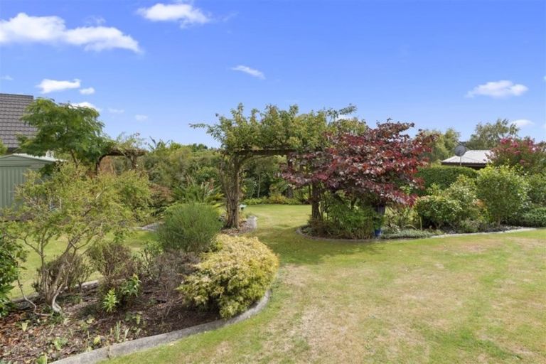 Photo of property in 13 Claremont Rise, Levin, 5510