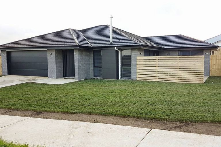 Photo of property in 11 Westmuir Crescent, Pokeno, 2402