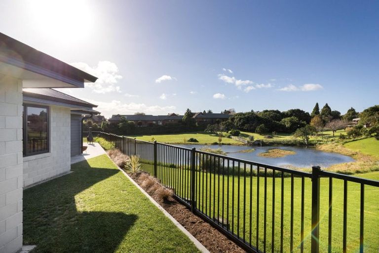 Photo of property in 8 Stevie Lane, Omokoroa, 3114