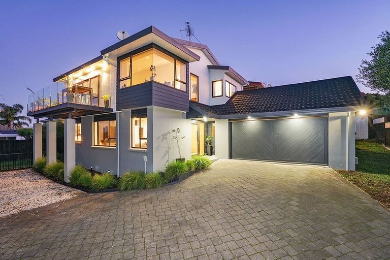 Photo of property in 10b Burn-murdoch Street, St Andrews, Hamilton, 3200