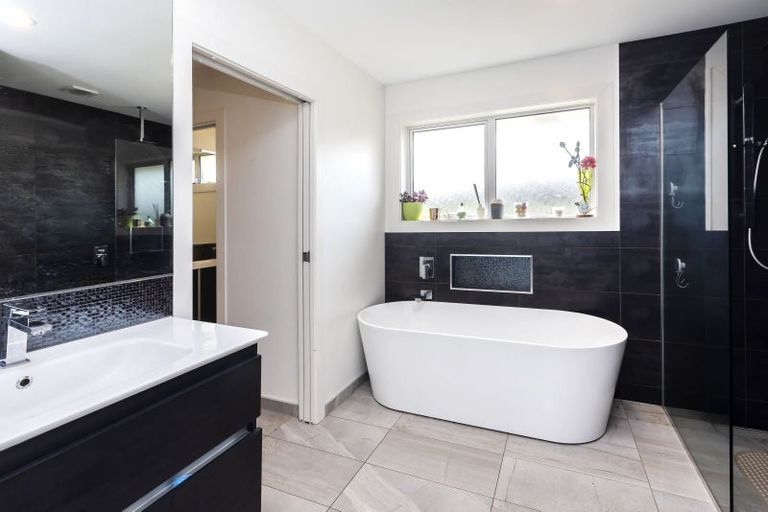 Photo of property in 10 Greenock Street, Redwood, Christchurch, 8051