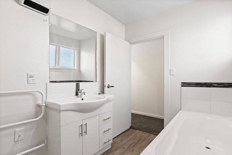 Photo of property in 97 Bassett Street, Burwood, Christchurch, 8083