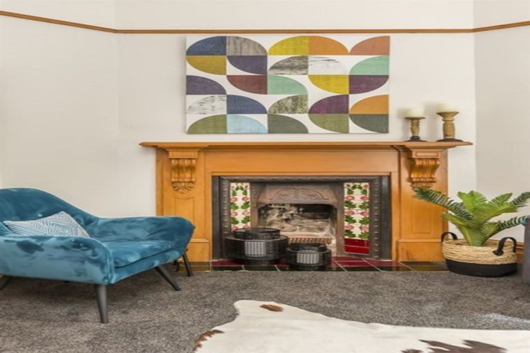 Photo of property in 131 Elizabeth Street, Mount Victoria, Wellington, 6011