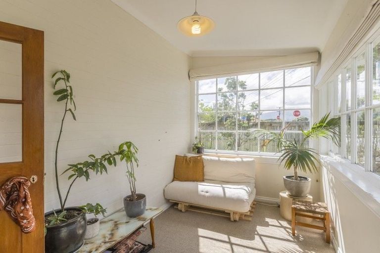Photo of property in 69 Waimea Road, Waikanae Beach, Waikanae, 5036