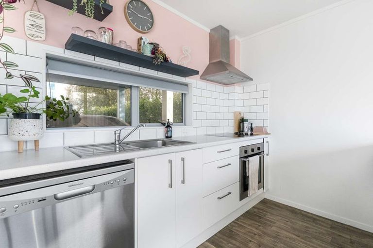 Photo of property in 31 Reynolds Place, Papamoa Beach, Papamoa, 3118